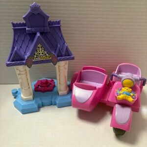 Fisher Price Little People Scooter with Sidecar Vintage with Castle Lot‎ of 2